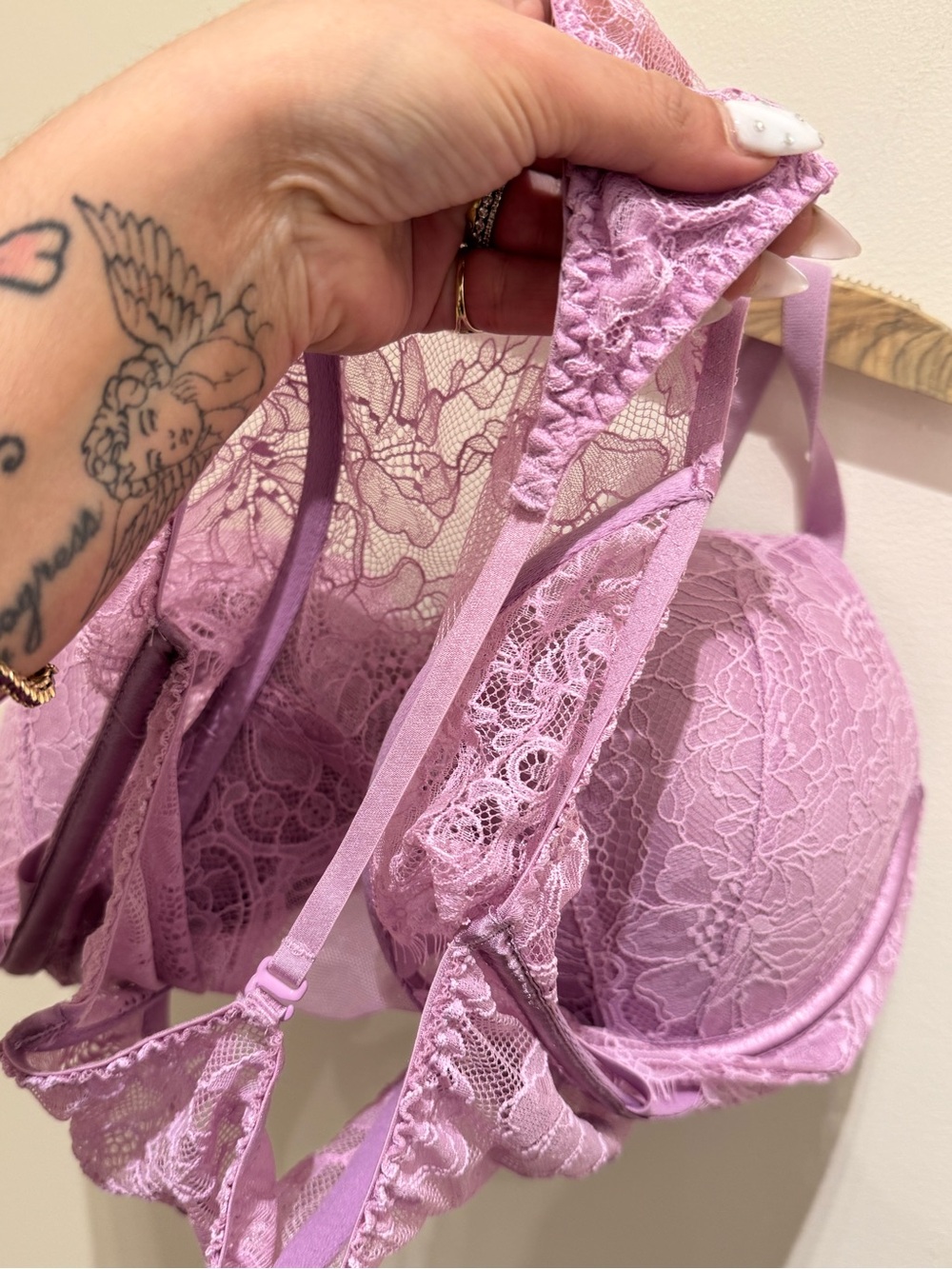 Victoria's Secret Lace Push-Up Bodysuit - Lilac Pink - Picture 3 of 8